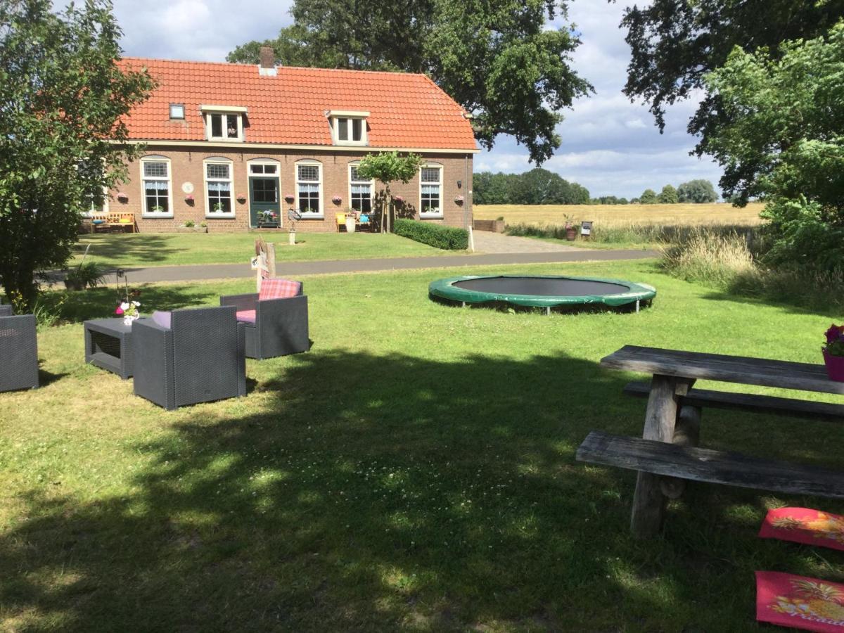 Huize Goltstein Bed and Breakfast Dalfsen Esterno foto
